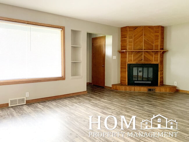 Photo - 802 Carney Ave