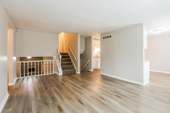 Photo - 804 Moss Oak Ct