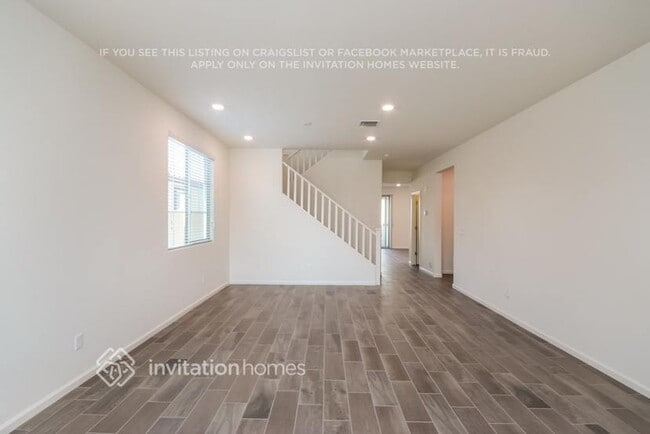 Photo - 1738 W Lacewood Pl