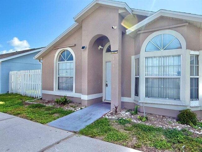 Photo - 2414 Harbor Town Dr