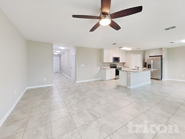66 Raphael Ln