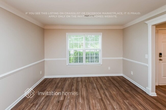 Photo - 1359 Sinai Pl NW