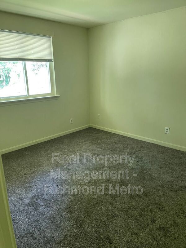 Photo - 2004 Warren Ave Unidad G