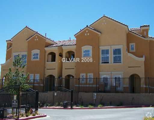 Building Photo - 3975 N Hualapai Way Rental