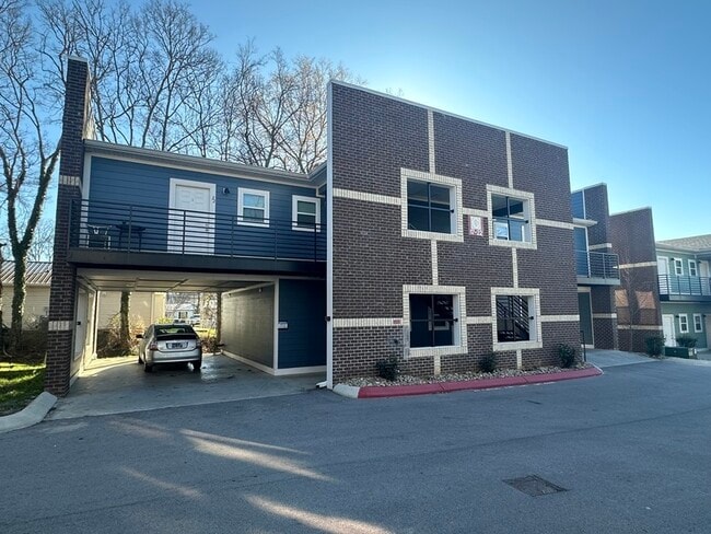 Photo - 1700 Hampshire Pike Unit C21
