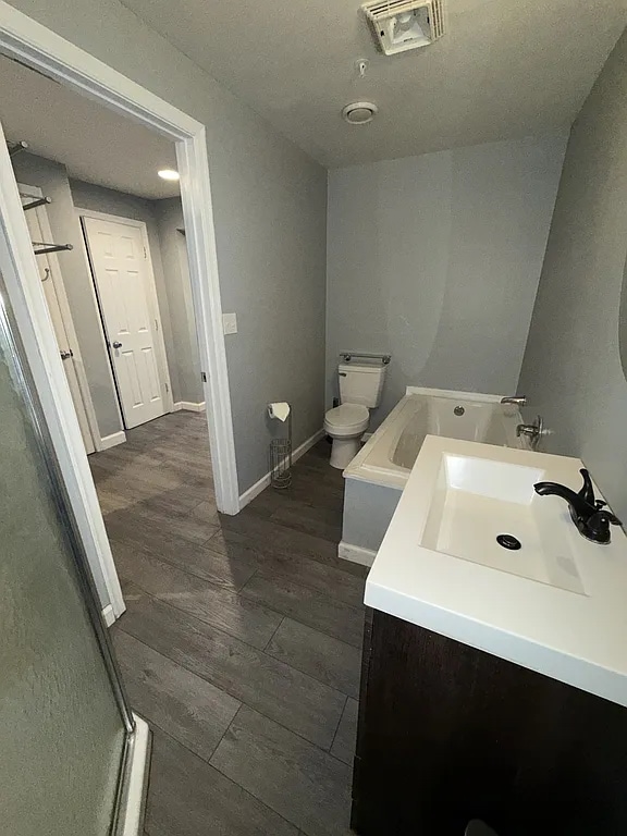 Photo - 1611 Albert Dr