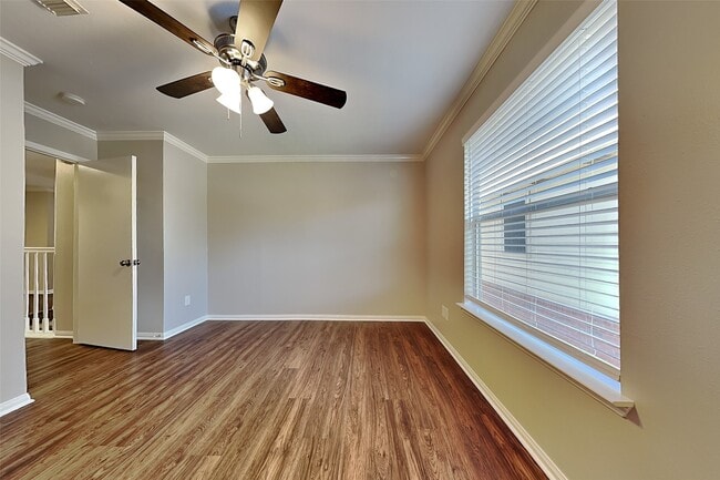 Building Photo - 30826 Trinket Dr