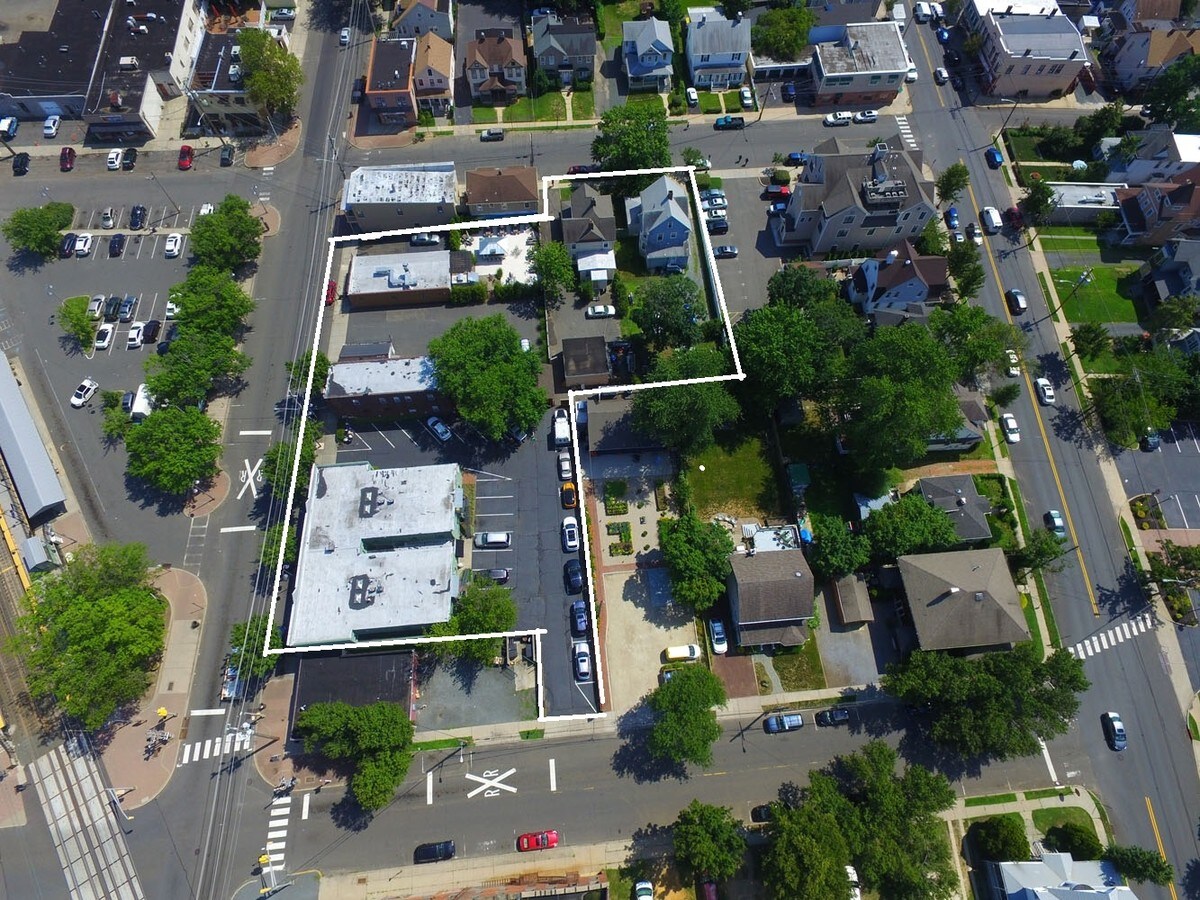 Photo - 64-66 Bridge Ave