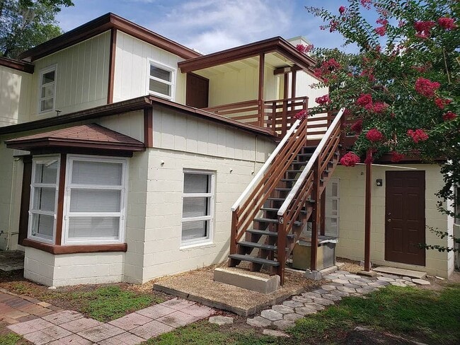 Building Photo - 3424 Golfview Blvd