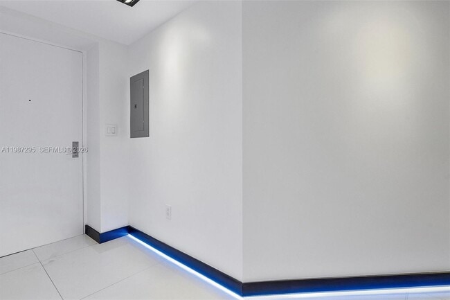 Photo - 55 SE 6th St Unidad 1607