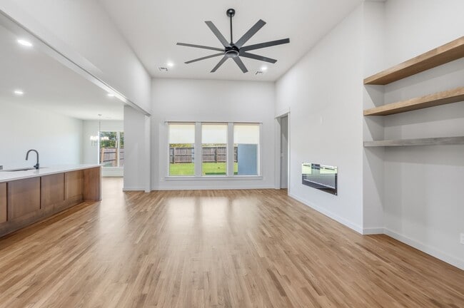 Photo - 12909 S 21st Pl E