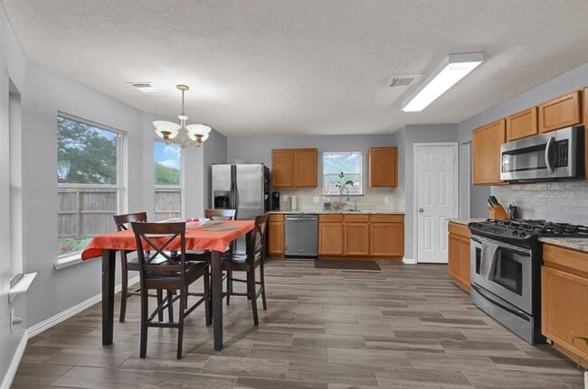 Photo - 3202 Starbridge Park Ln