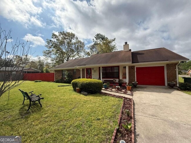 Photo - 704 Olive St
