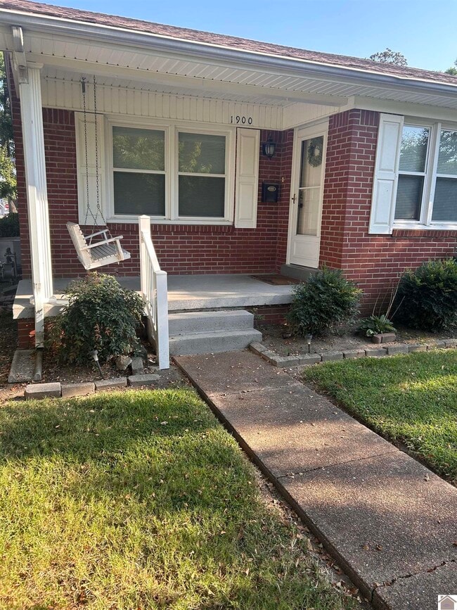 Building Photo - 1900 Jefferson St