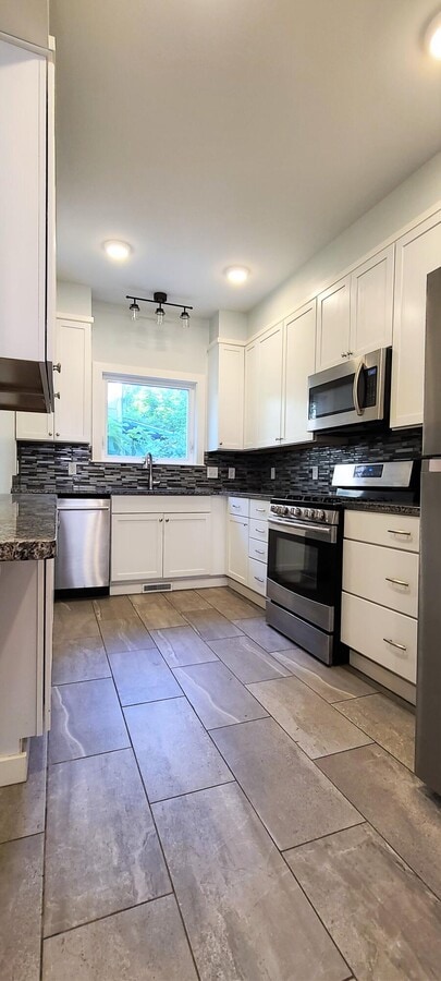 Photo - 1208 E University Ave