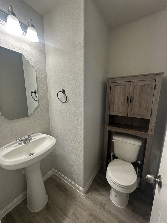 Photo - 2146 10th St