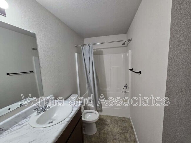 Photo - 1144 S Jaybird Ln