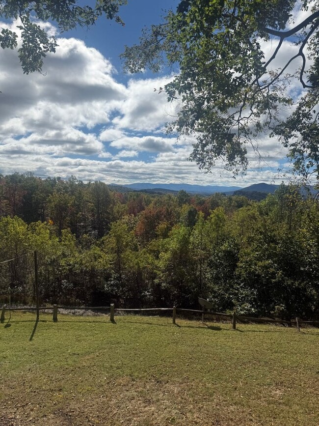 Photo - 243 Saddle Ridge Rd