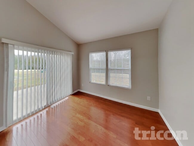 Photo - 4109 Alicia Ln