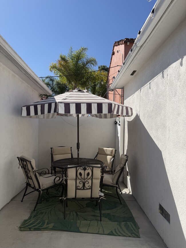 Photo - 707 Sartori Ave Unidad Middle