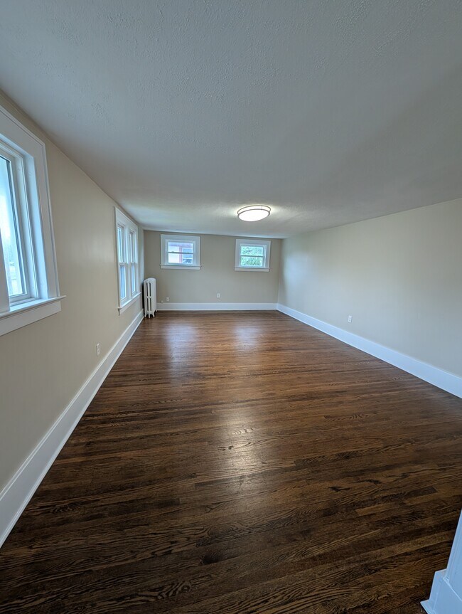 90 Empire Blvd Unit 2 Bedroom