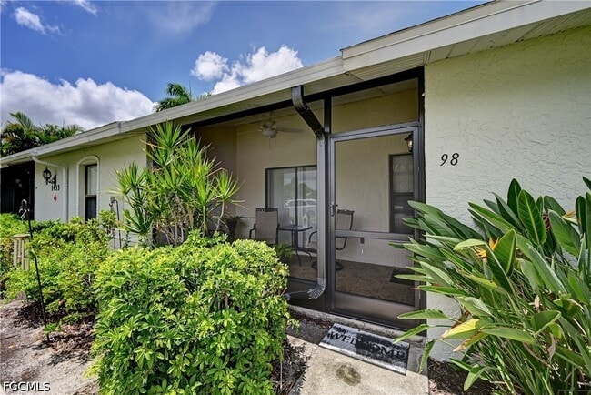 Building Photo - 1433 SW 51st Ln Unit 98