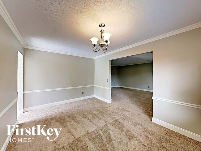 Photo - 6 Bordeaux Pl