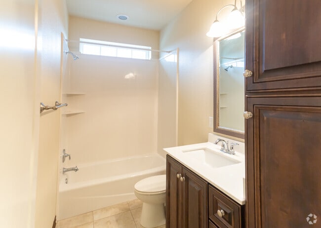 The Loft 2BR 2BA- Bathroom