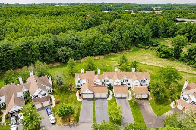 Photo - 73 Old Orchard Ln