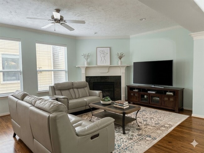 Photo - 3410 Skyline Village Dr