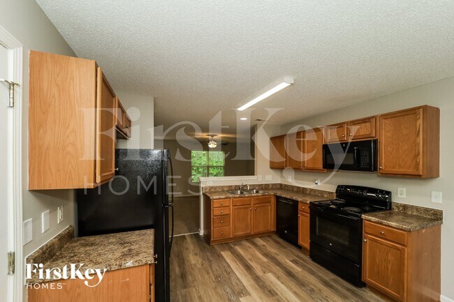 Photo - 217 Kinnley Ct