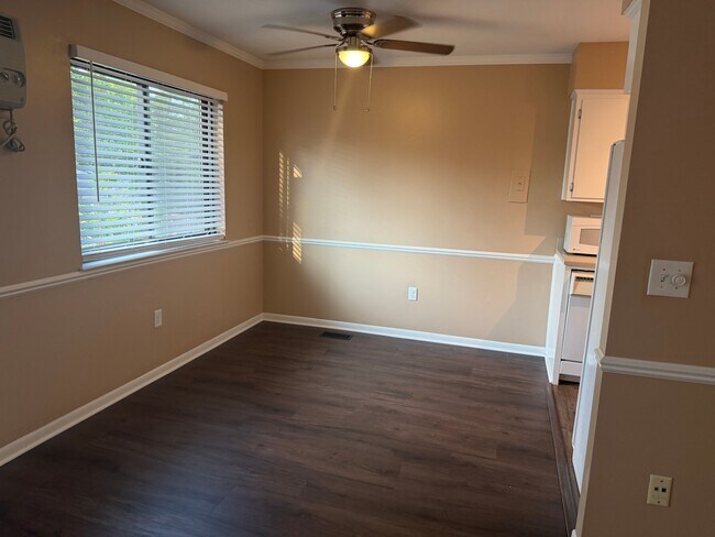 Photo - 1280 Dewey St Unit 4