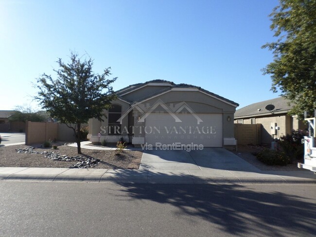 Building Photo - 4445 E Amarillo Dr