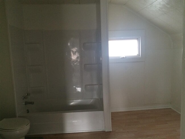 Photo - 213 Cottage St