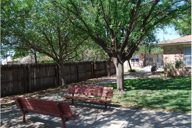 Photo - College Heights