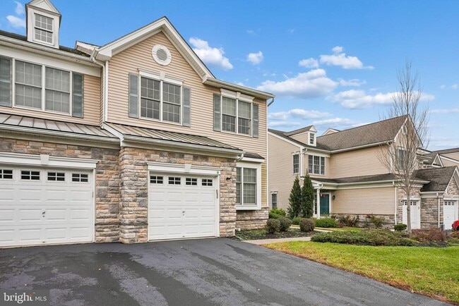 Building Photo - 14 Caleb Ln