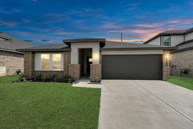 Building Photo - 29935 Gallatin River Ln