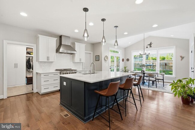 Photo - 2516 Villanova Dr