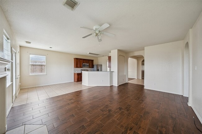 Photo - 10014 Williams Field Dr