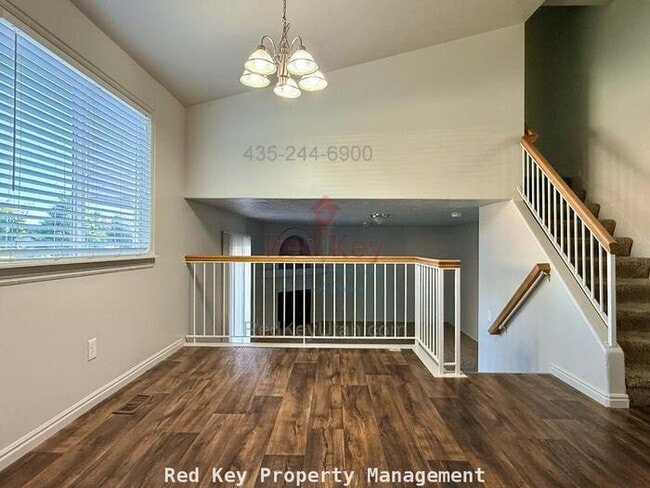 Photo - 177 Crystal Bay Dr
