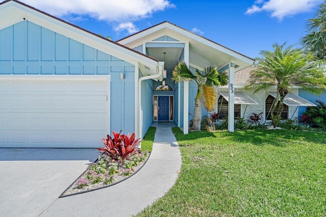 Building Photo - 905 Sandy Oaks Dr Rental