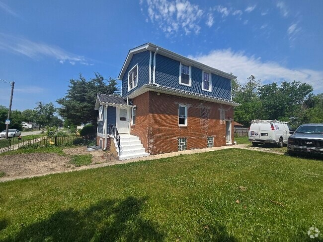 Building Photo - 449 Durbin St Rental