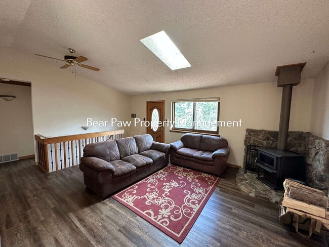 Photo - "Charming 3-Bedroom Retreat with 2 Full Baths in Conifer"