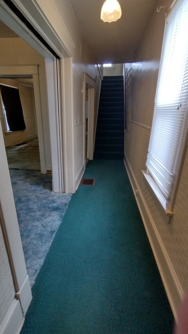 Photo - 307 Summit Ave