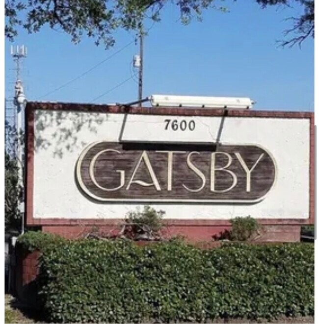 Photo - 7600 Emmett F Lowry Expy Unidad 313