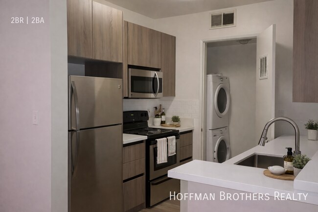 Photo - 7076 Hawthorn Ave Unit PH1