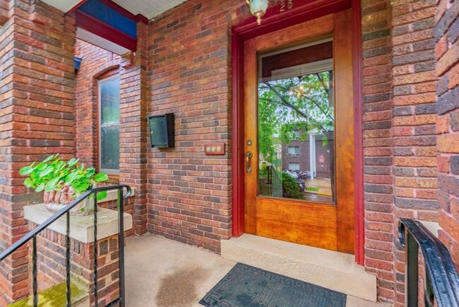 25 Langdon St Unit B