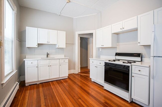 Photo - 21 Day Ave Unit 1R