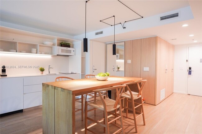 Photo - 291 Bal Bay Dr Unit 105