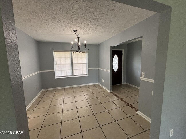 Photo - 6903 Ross Dr
